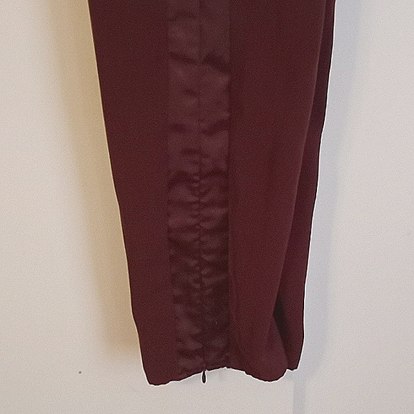 H&M Burgundy Joggers with Side Satin Stripe in Size 8 (NWT) - Picture 8 of 9
